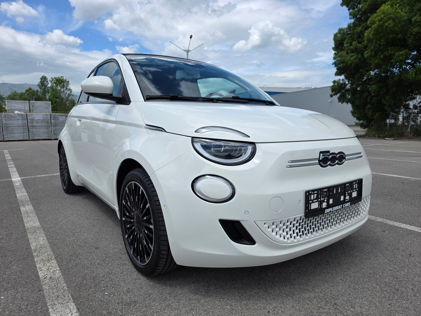 Fiat 500E Icon Cabrio 42 kWh — снимка 2