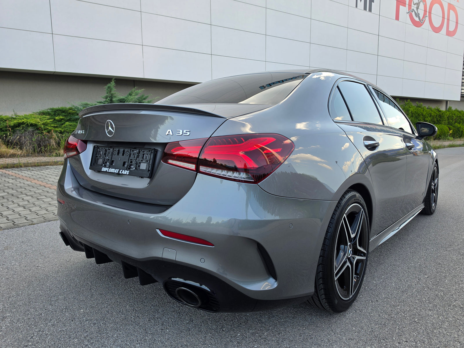 Mercedes-Benz A 35 AMG 4MATIC 360 Panorama — снимка 4