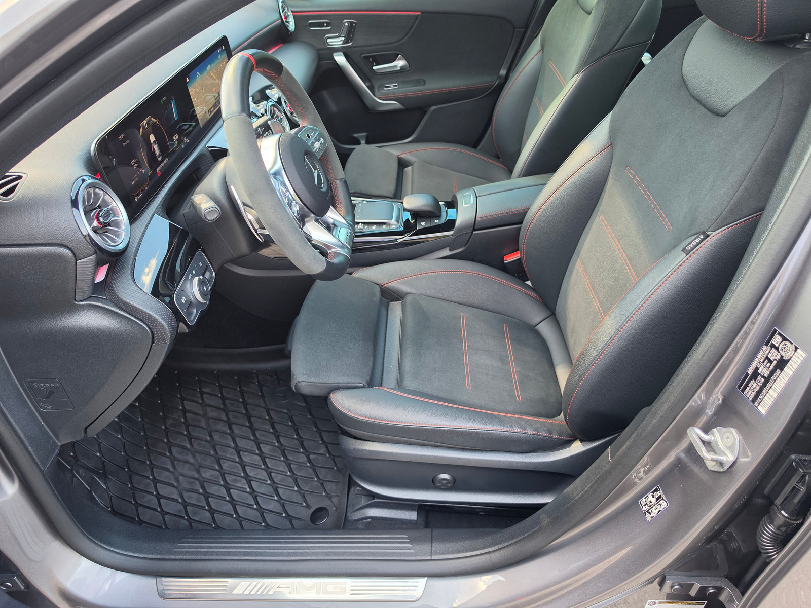 Mercedes-Benz A 35 AMG 4MATIC 360 Panorama — снимка 15