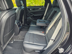 Porsche Cayenne Premium / Head-Up / Matrix / Sport Chrono / 360 / Pano / Bose — снимка 38