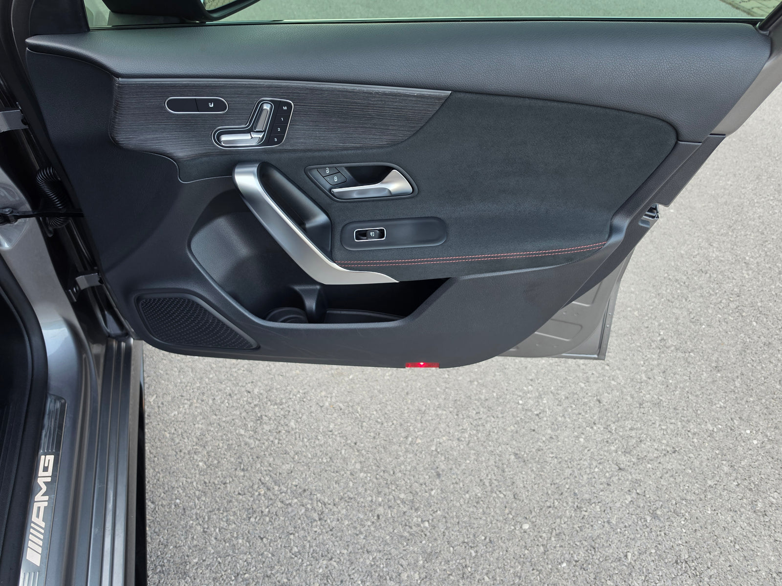 Mercedes-Benz A 35 AMG 4MATIC 360 Panorama — снимка 39