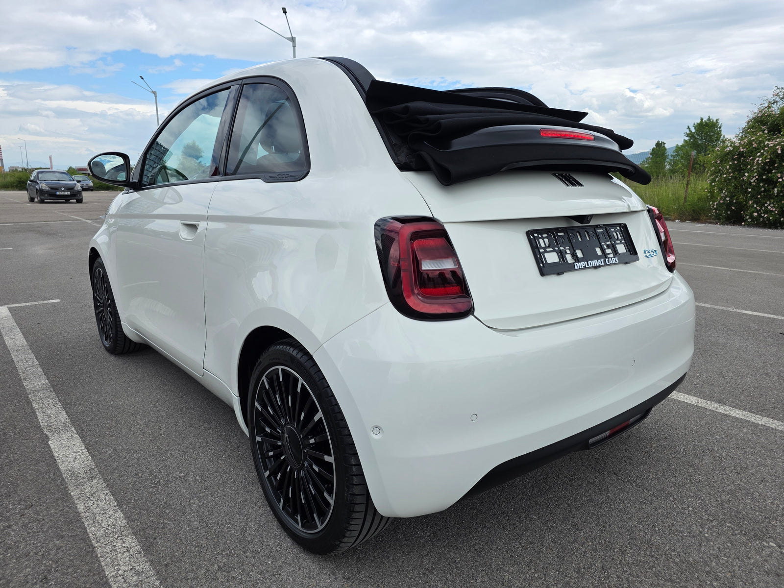 Fiat 500E Icon Cabrio 42 kWh — снимка 48