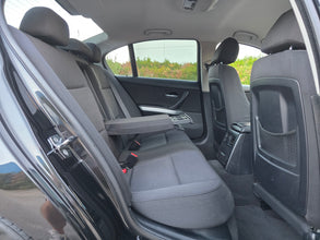 BMW 320 / Keyless Go/ Navi /Automatic