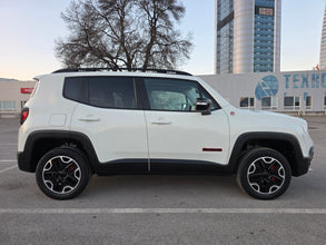 Jeep Renegade Trialhawk 2.0 M-jet Panorama AT9 4x4