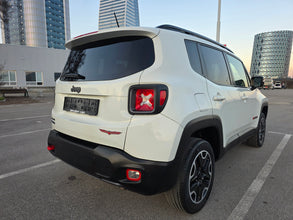 Jeep Renegade Trialhawk 2.0 M-jet Panorama AT9 4x4