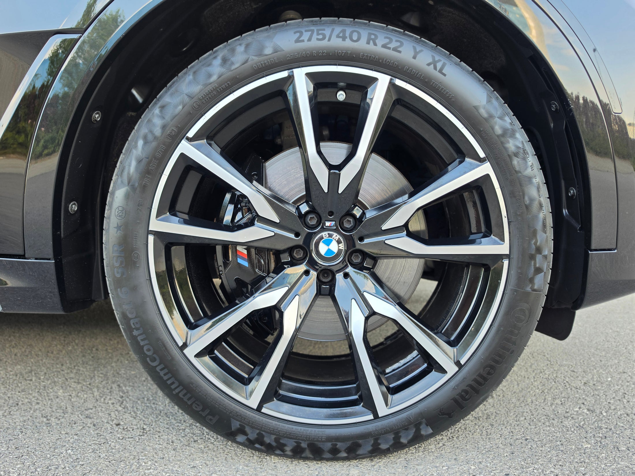 BMW X7 40i xDrive /TV/360/H&K/ SKY LOUNGE/ SOFT CLOSE/6+1 — снимка 55
