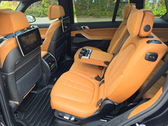 BMW X7 40i xDrive /TV/360/H&K/ SKY LOUNGE/ SOFT CLOSE/6+1 — снимка 39