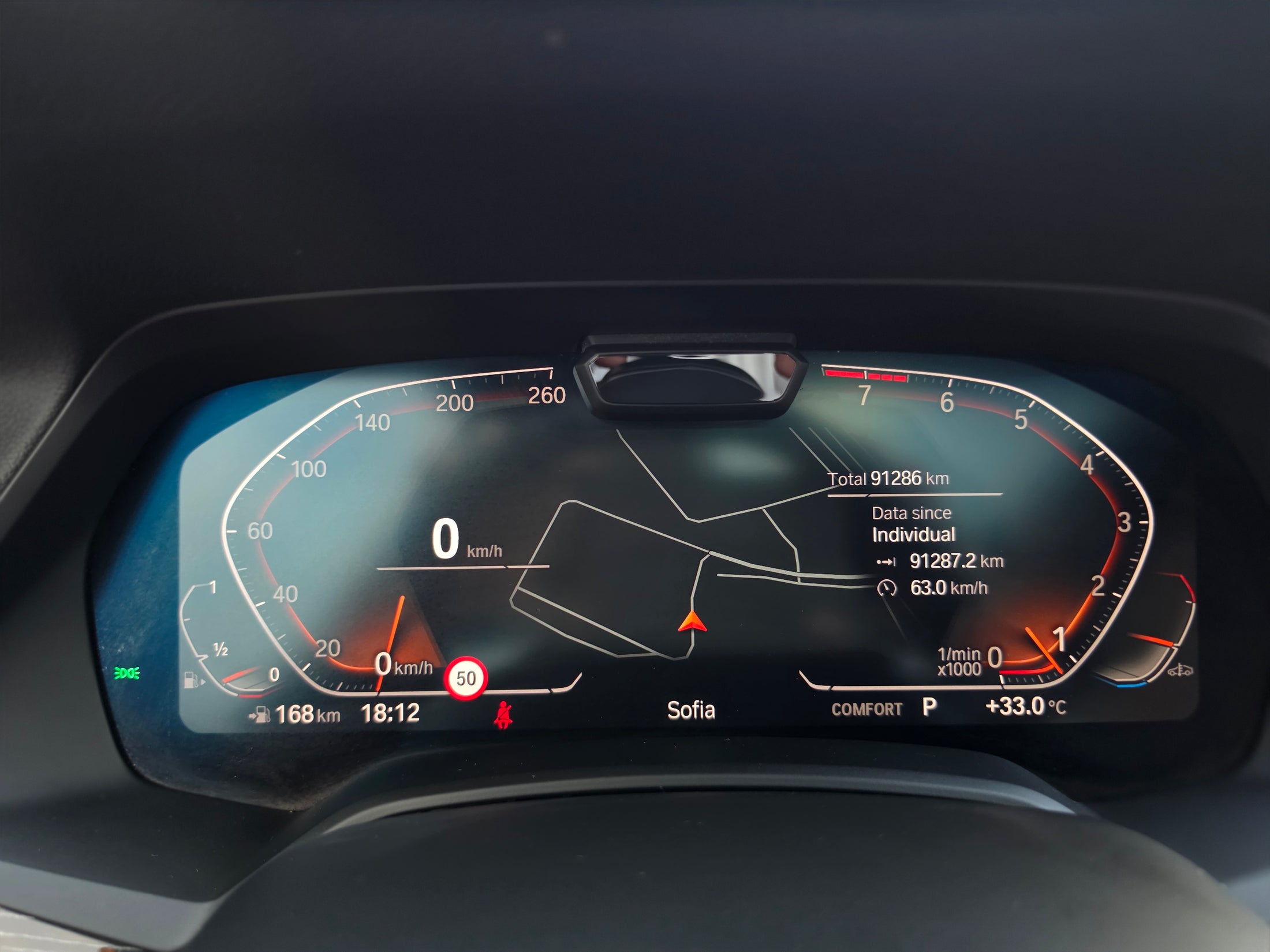 BMW X7 40i xDrive /TV/360/H&K/ SKY LOUNGE/ SOFT CLOSE/6+1 — снимка 29
