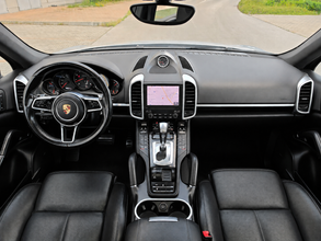 Porsche Cayenne PLATINUM EDITION  FACELIFT BOSE PANORAMA
