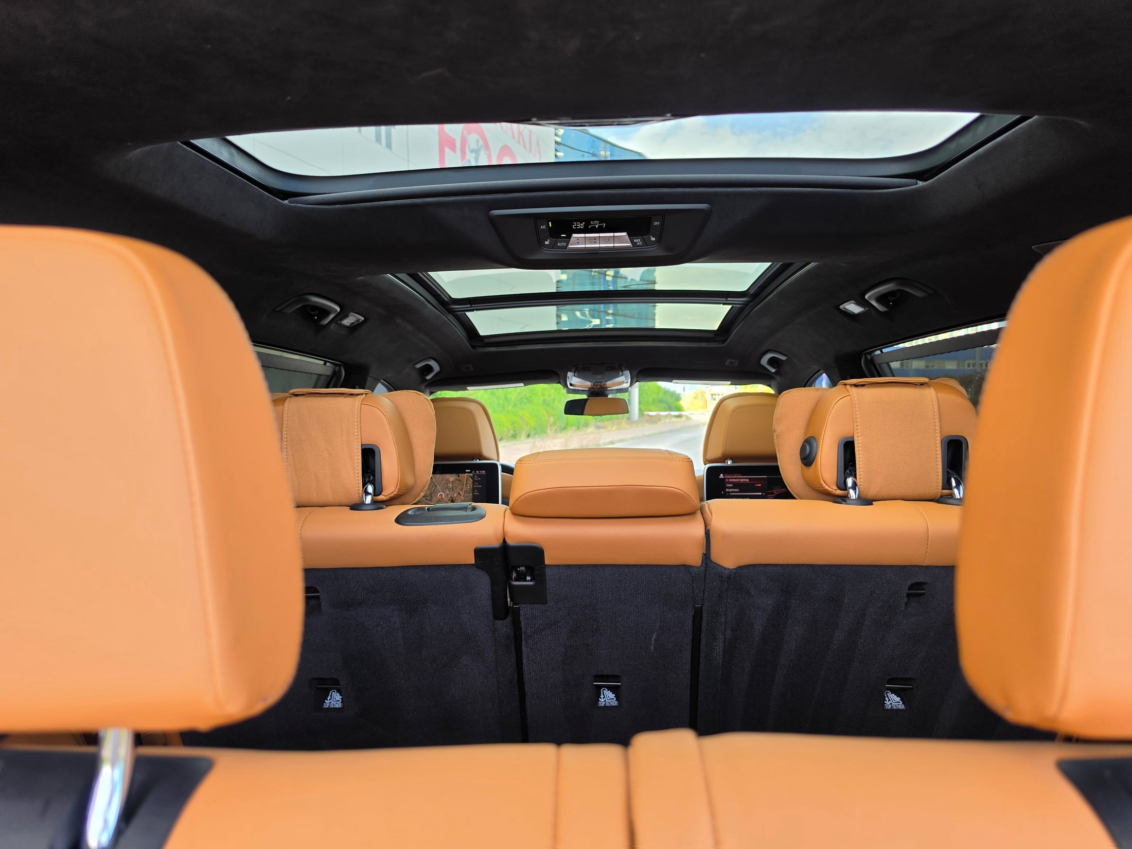 BMW X7 40i xDrive /TV/360/H&K/ SKY LOUNGE/ SOFT CLOSE/6+1 — снимка 7