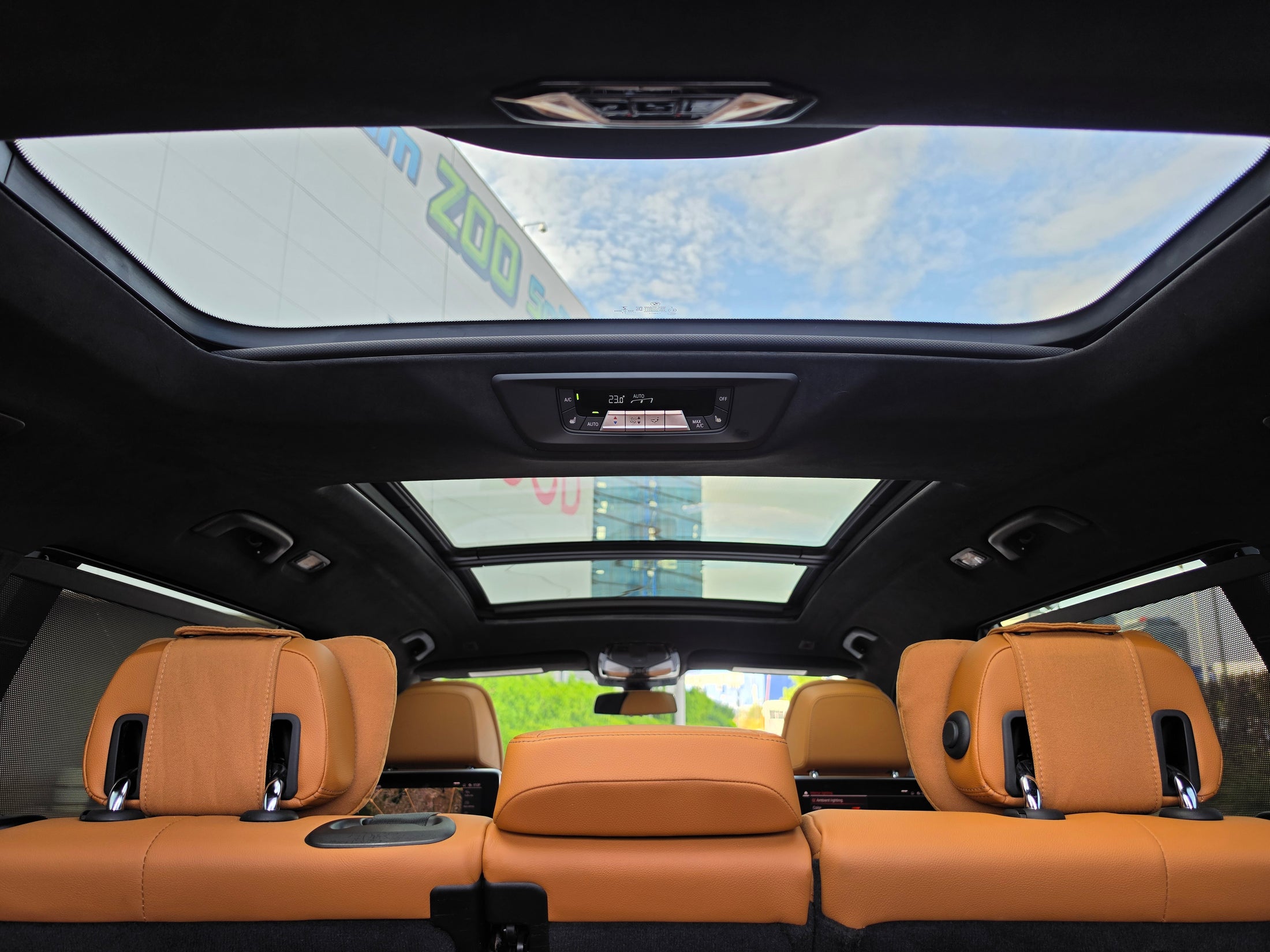 BMW X7 40i xDrive /TV/360/H&K/ SKY LOUNGE/ SOFT CLOSE/6+1 — снимка 8