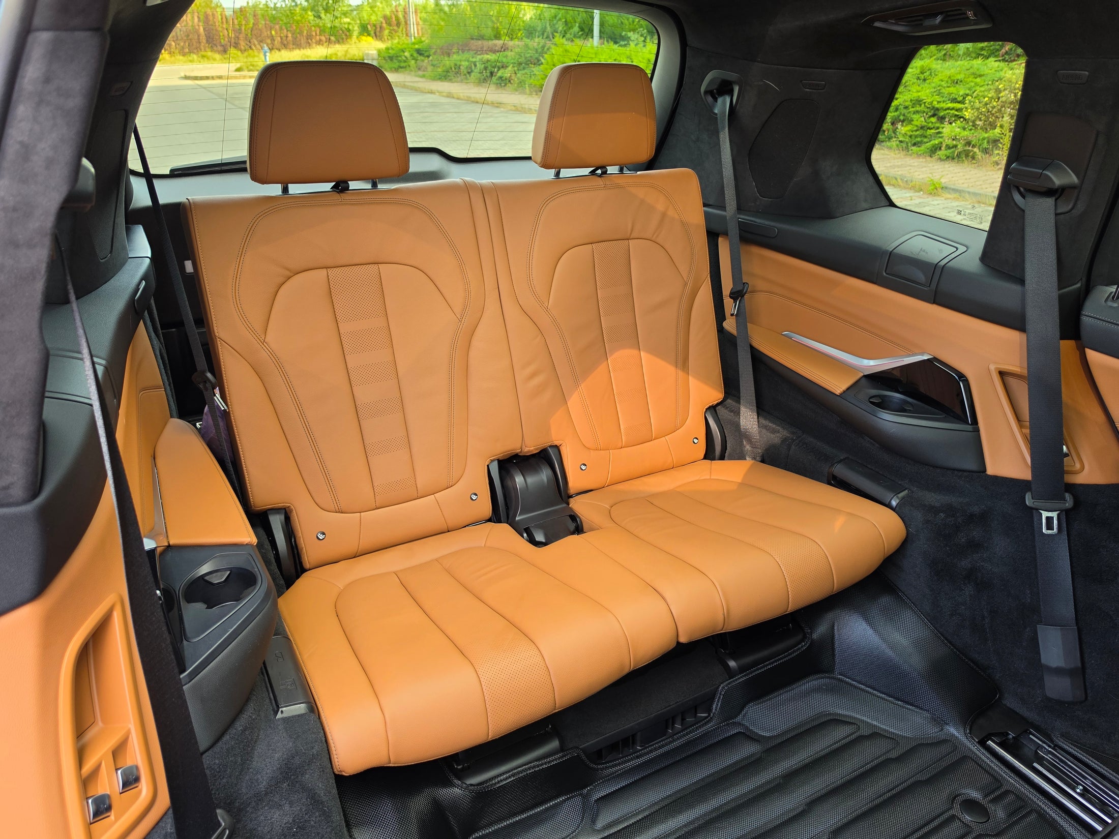 BMW X7 40i xDrive /TV/360/H&K/ SKY LOUNGE/ SOFT CLOSE/6+1 — снимка 49