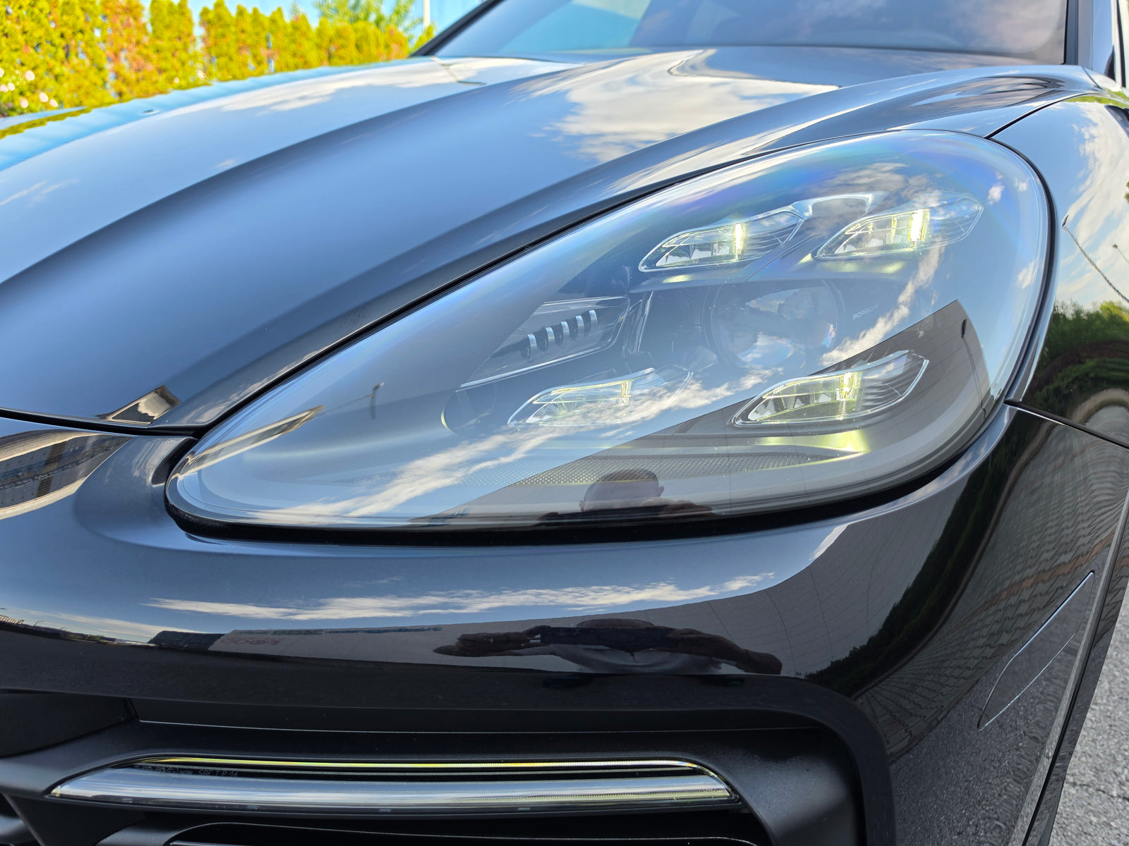 Porsche Cayenne Premium / Head-Up / Matrix / Sport Chrono / 360 / Pano / Bose — снимка 50